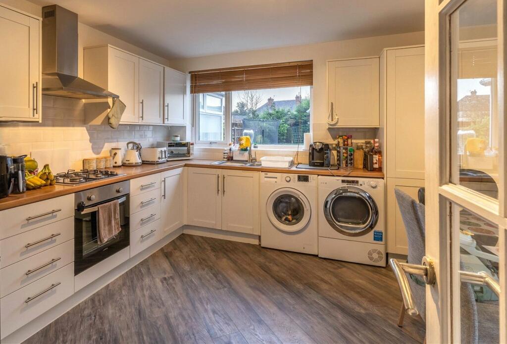 3 bed Semi-Detached