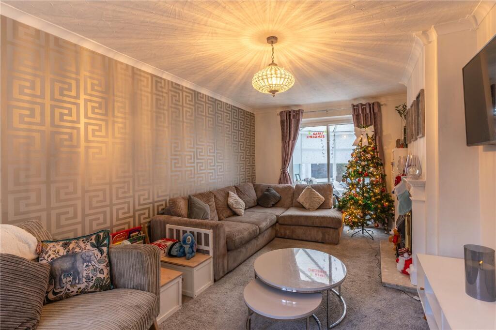 3 bed Semi-Detached