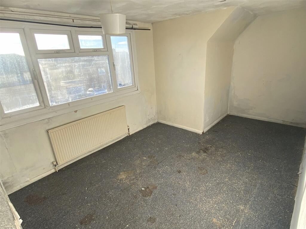 3 bed Semi-Detached