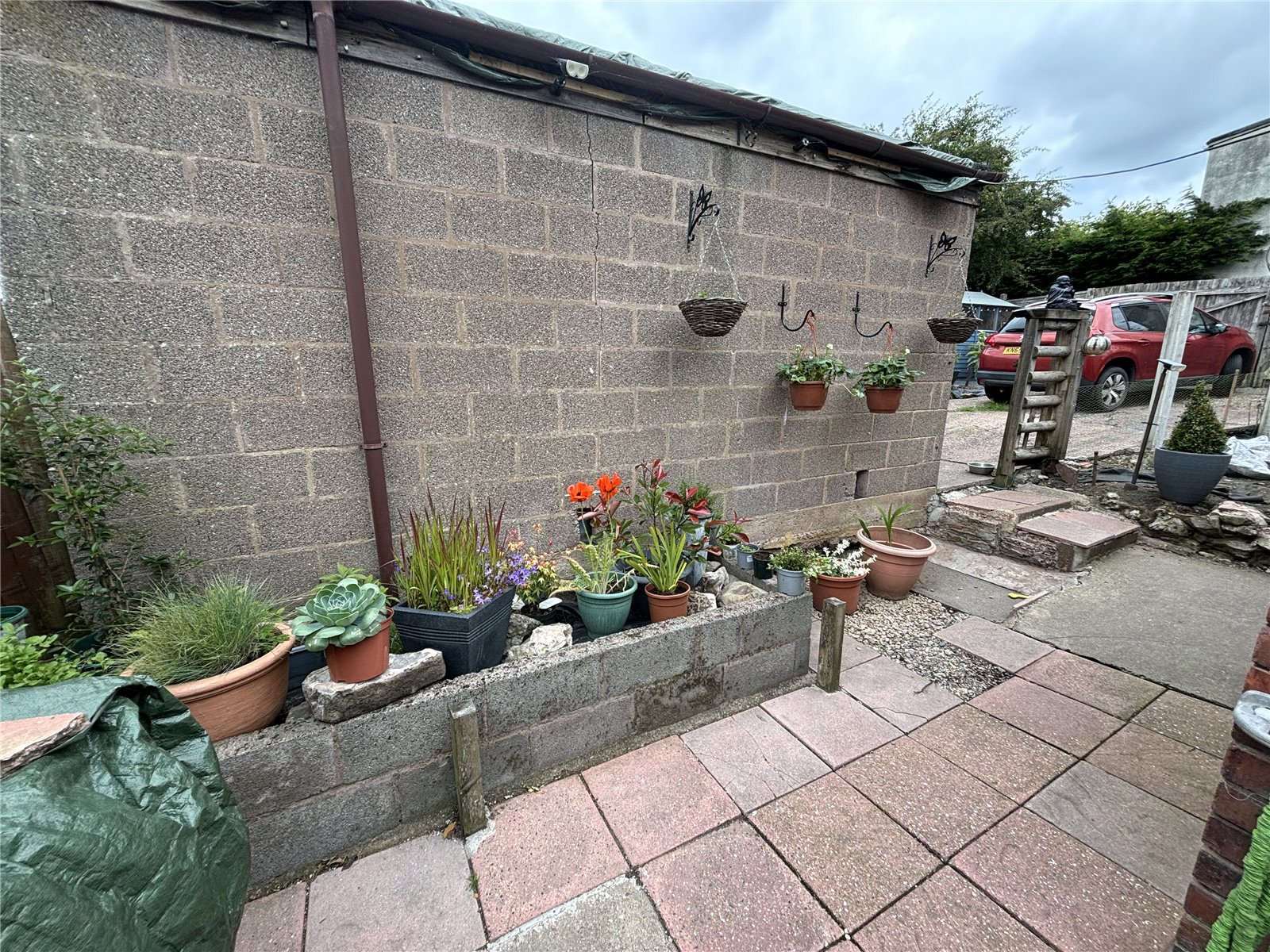 4 bed Detached