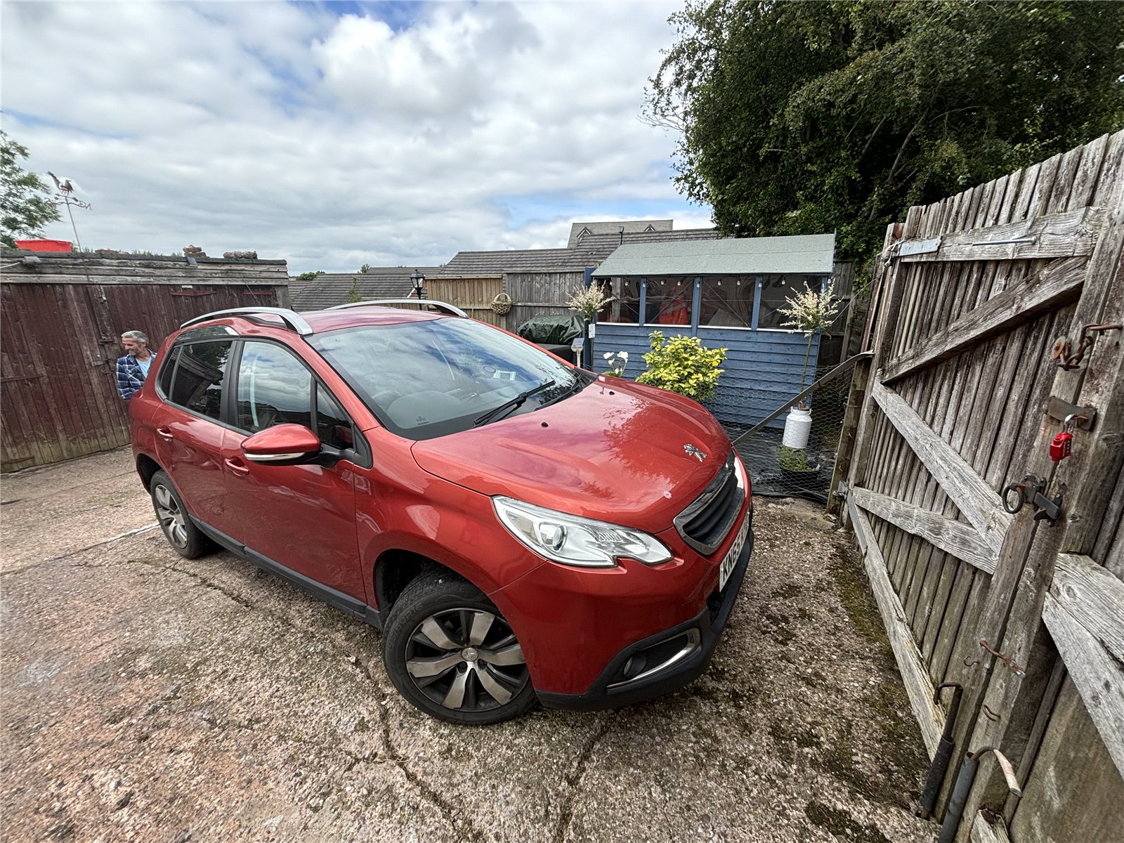4 bed Detached