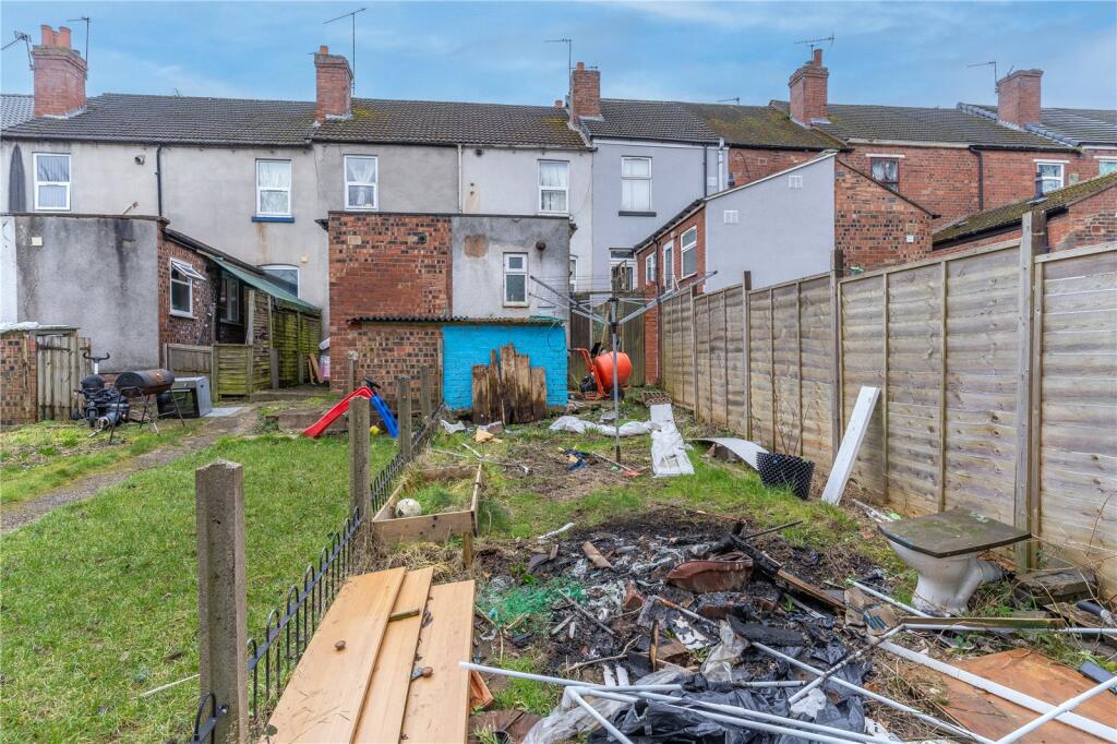 2 bed Terraced