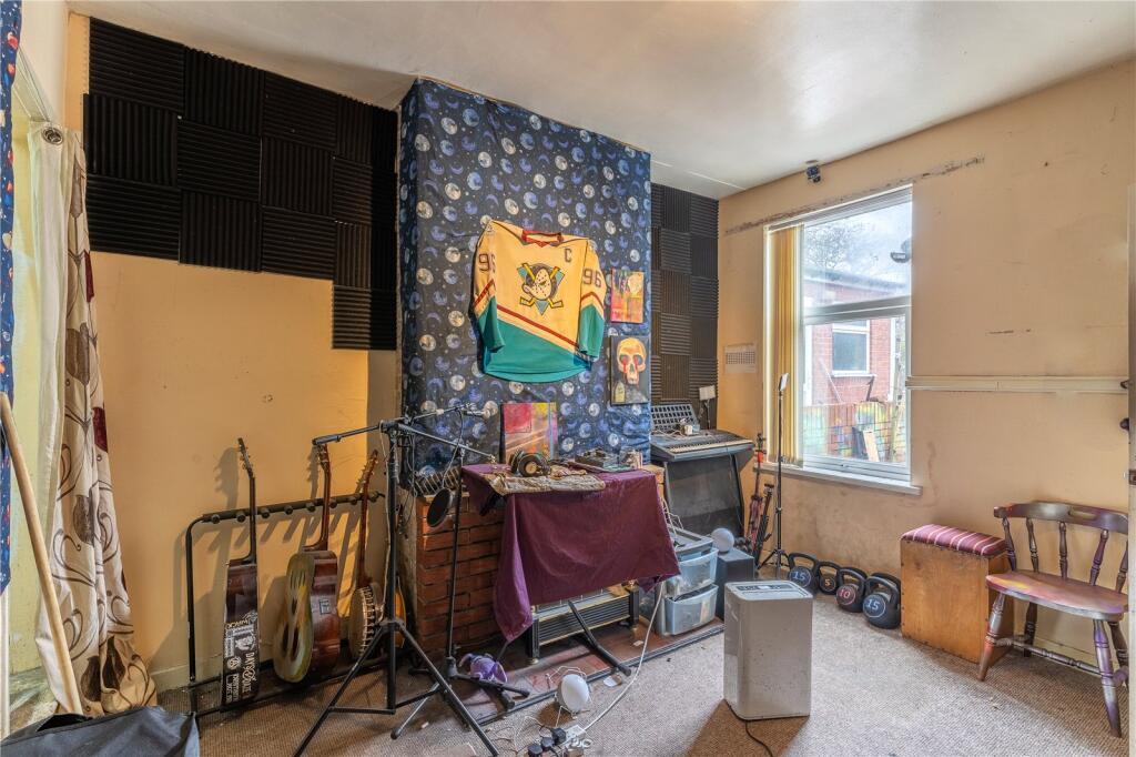 2 bed Terraced