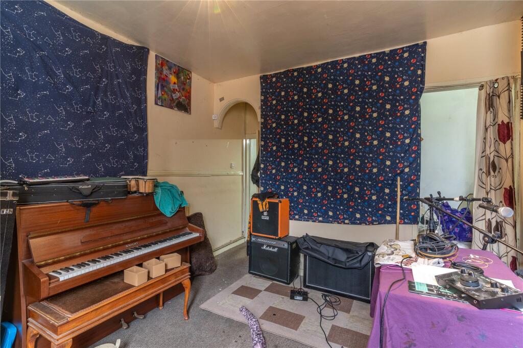 2 bed Terraced
