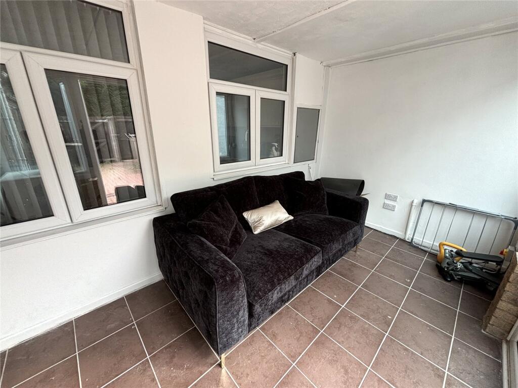 3 bed Terraced