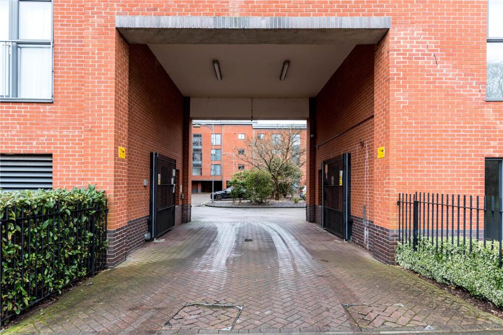 2 bed Apartment