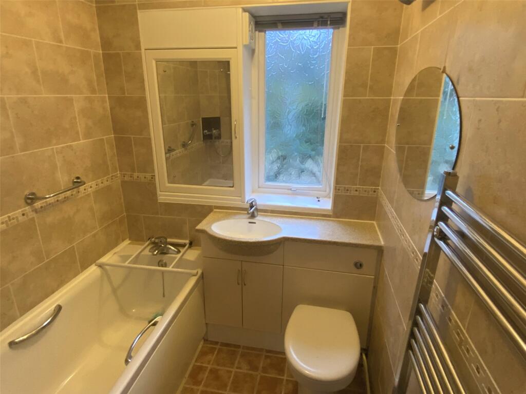 2 bed Detached Bungalow