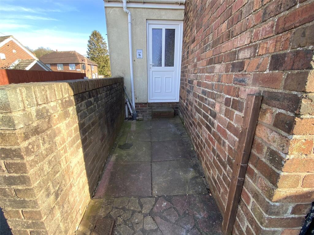 2 bed End of Terrace