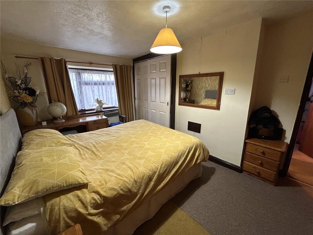 3 bed Semi-Detached