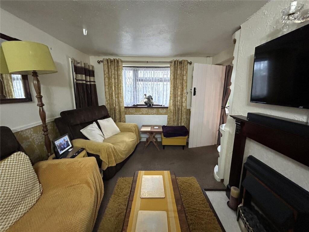 3 bed Semi-Detached