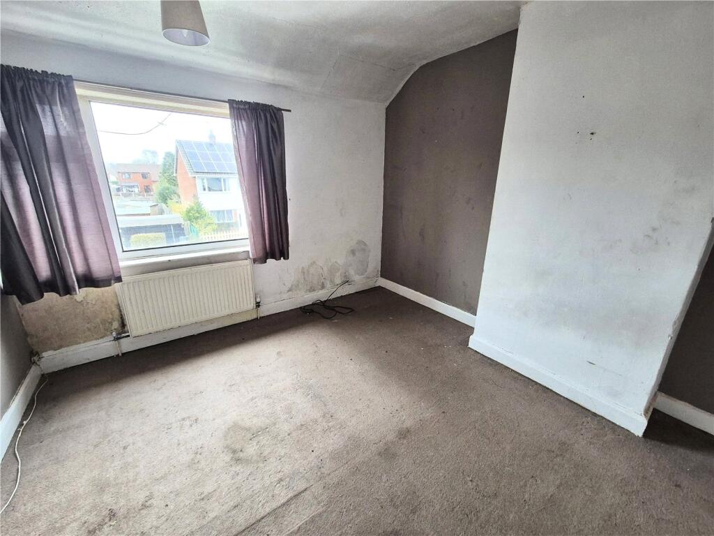 3 bed Semi-Detached