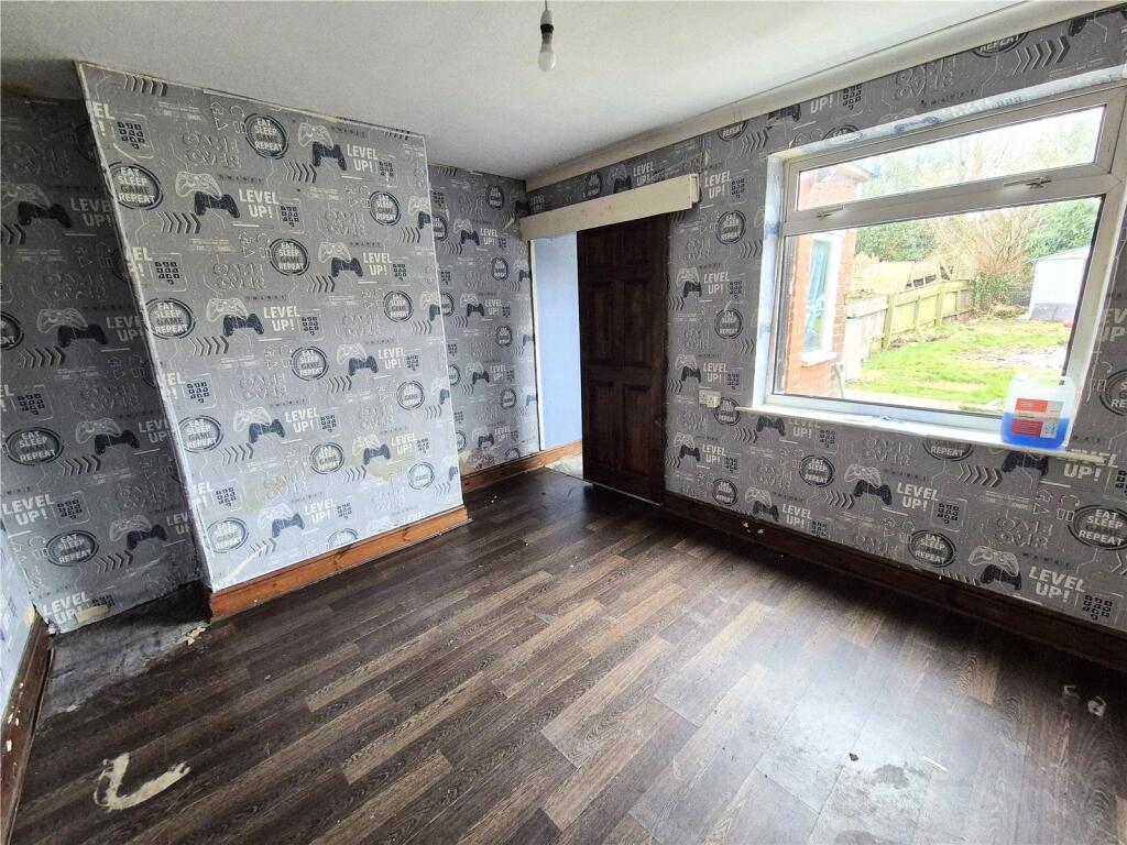 3 bed Semi-Detached