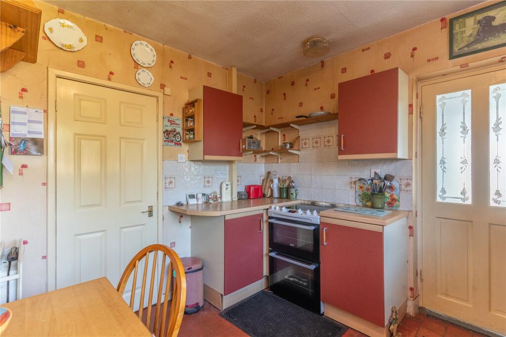 2 bed Semi-Detached Bungalow