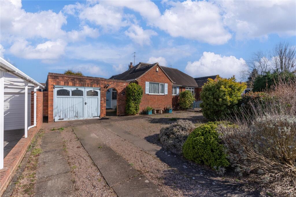 2 bed Semi-Detached Bungalow