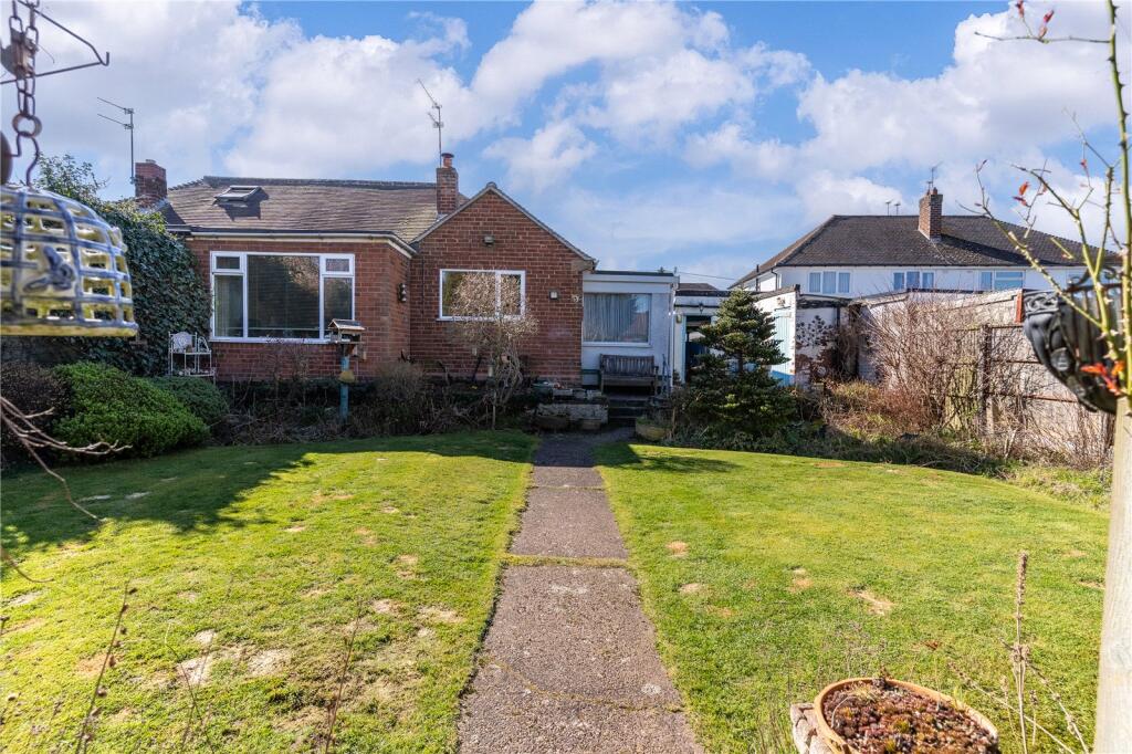 2 bed Semi-Detached Bungalow