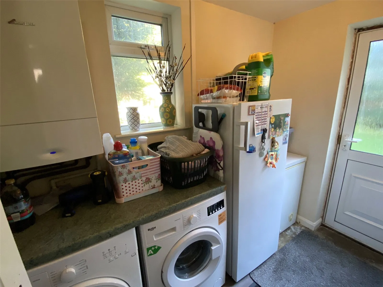 3 bed End of Terrace