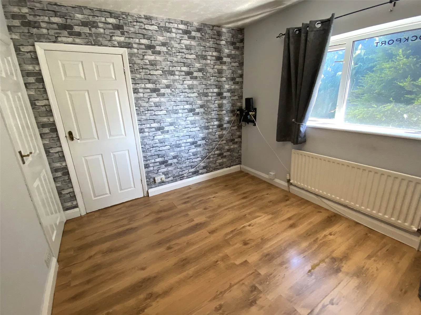 3 bed End of Terrace