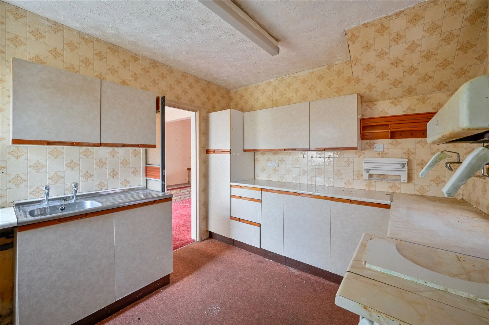 3 bed End of Terrace