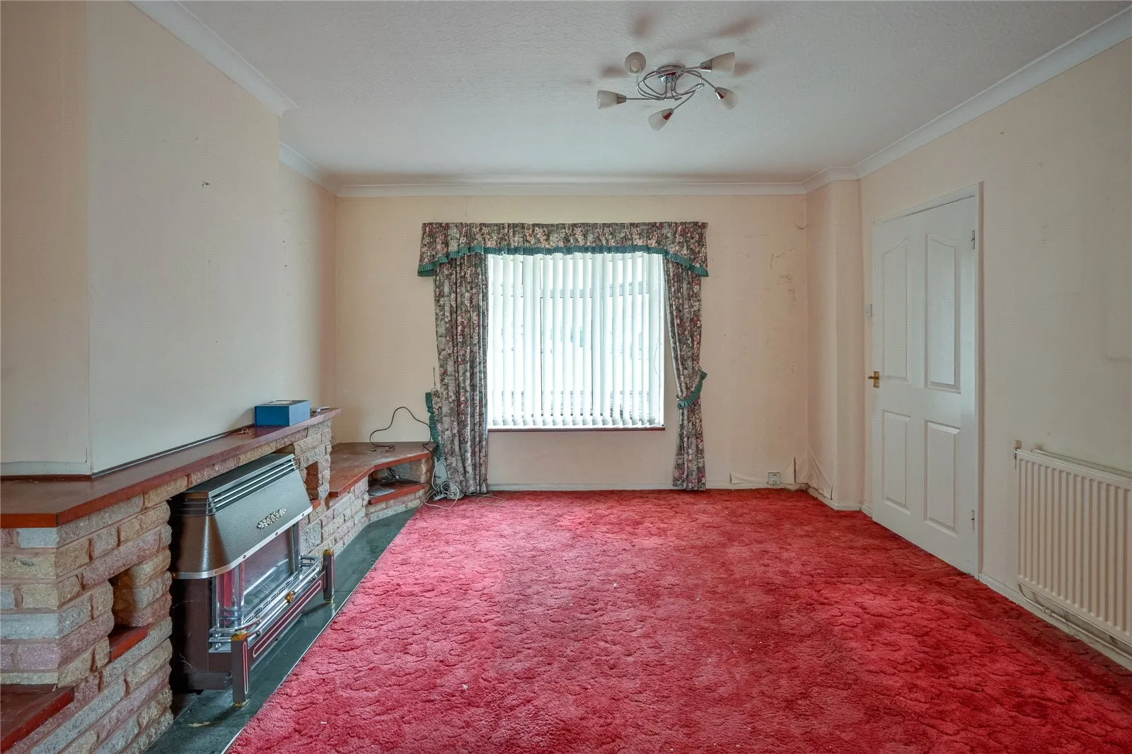 3 bed End of Terrace