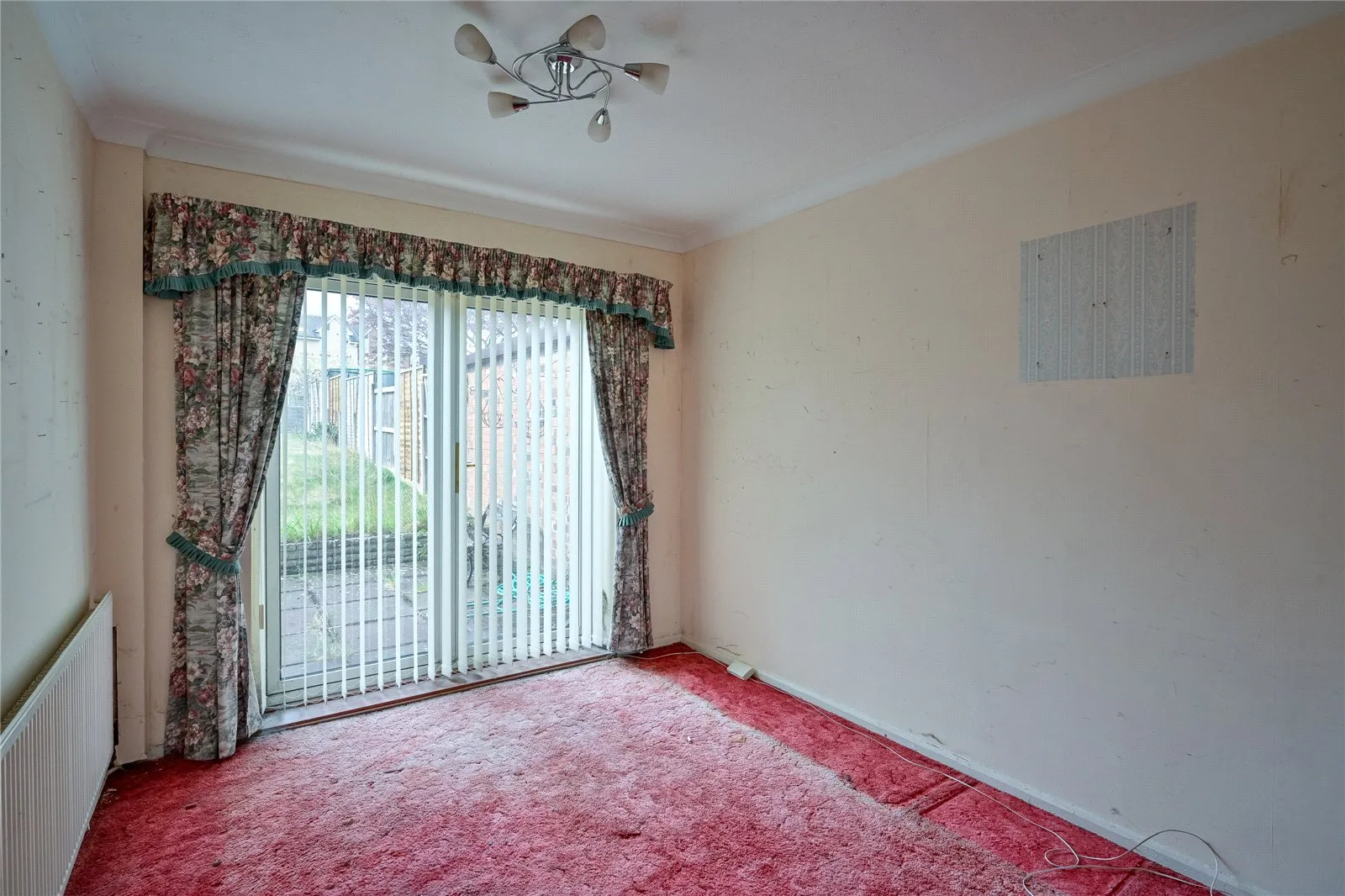 3 bed End of Terrace