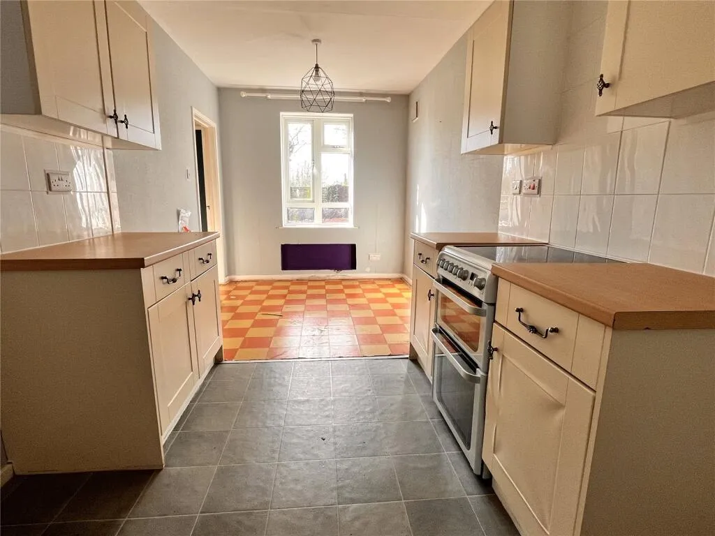 2 bed Semi-Detached