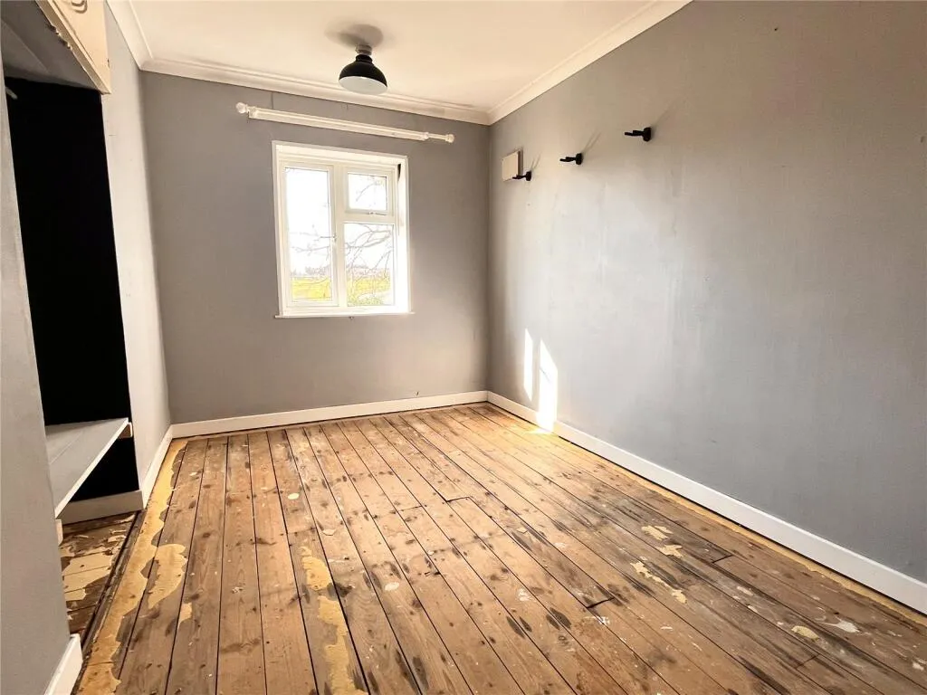 2 bed Semi-Detached