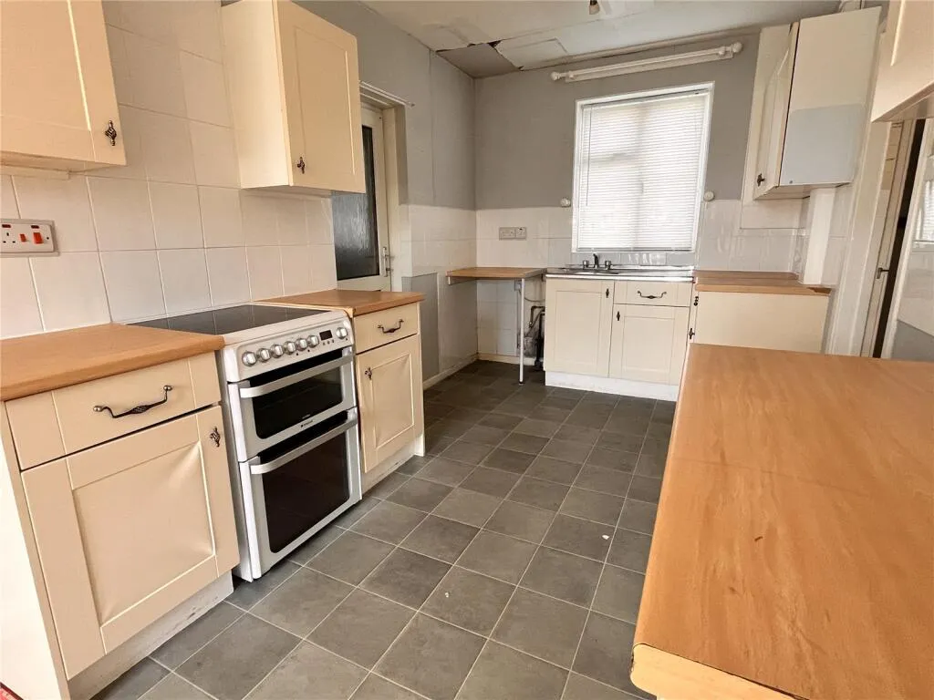 2 bed Semi-Detached