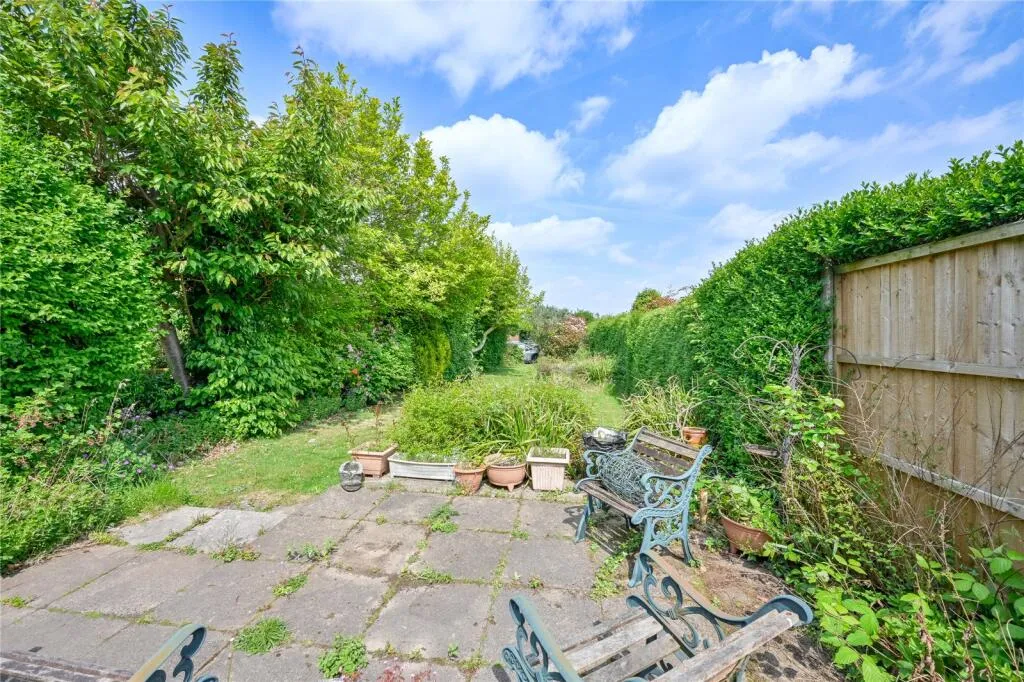 4 bed Semi-Detached