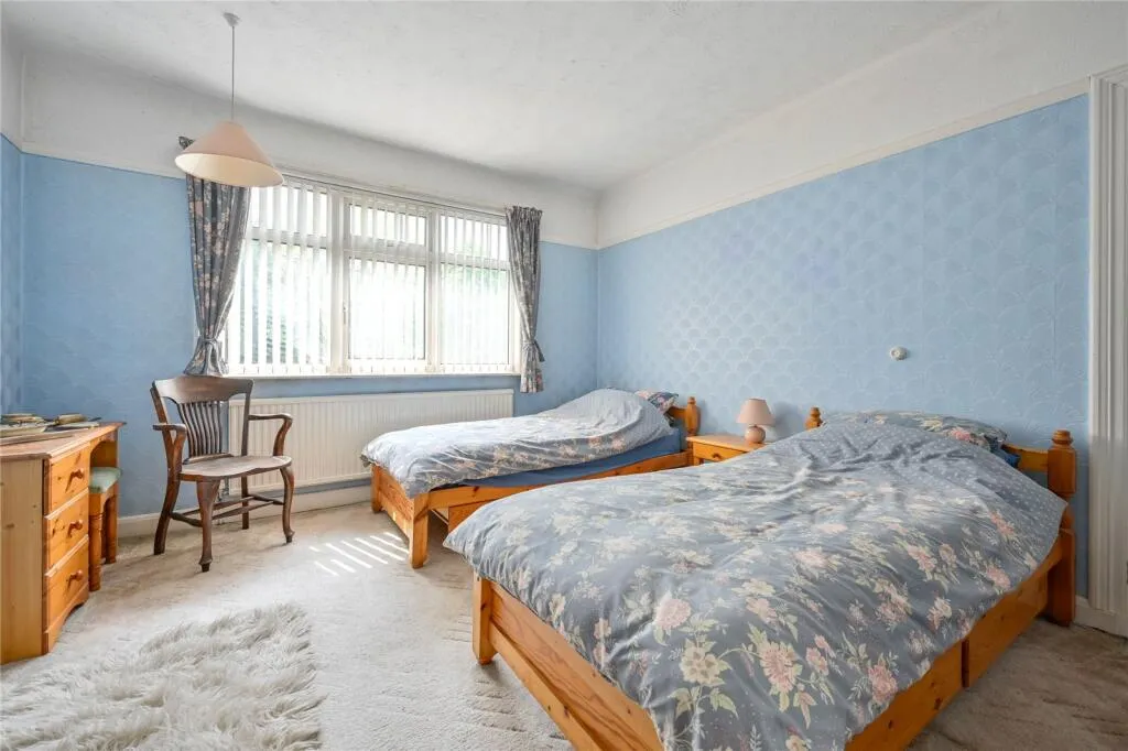 4 bed Semi-Detached
