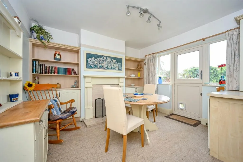 3 bed Terraced