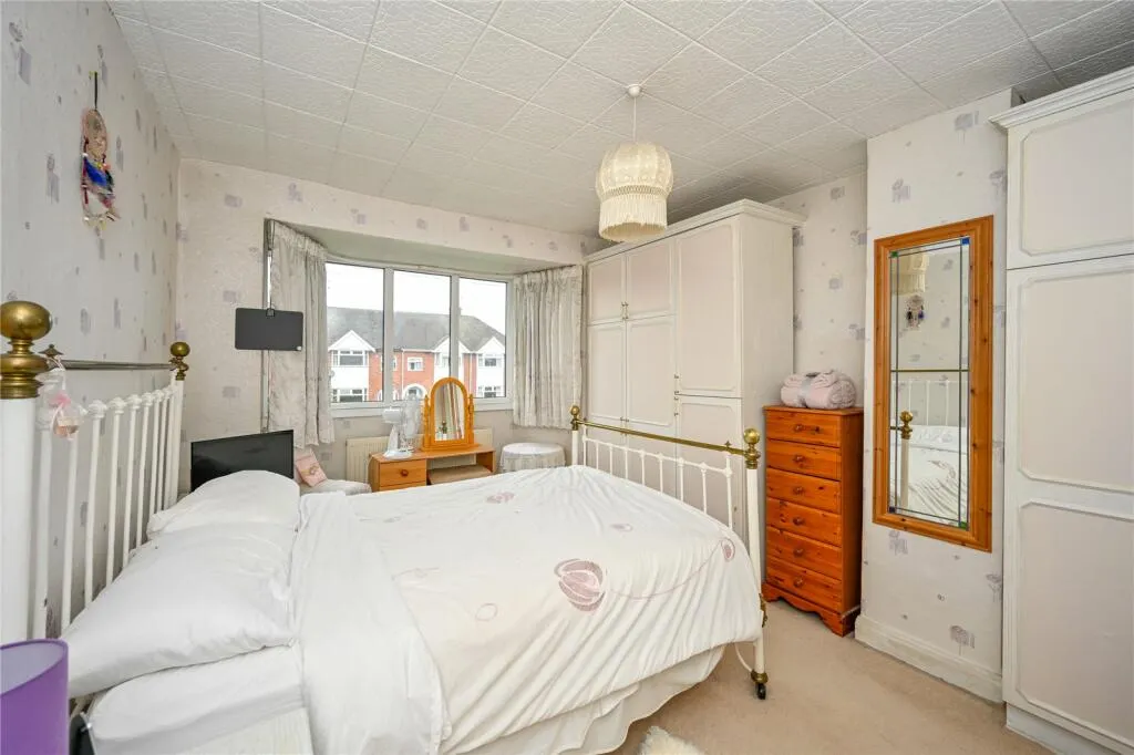3 bed Terraced