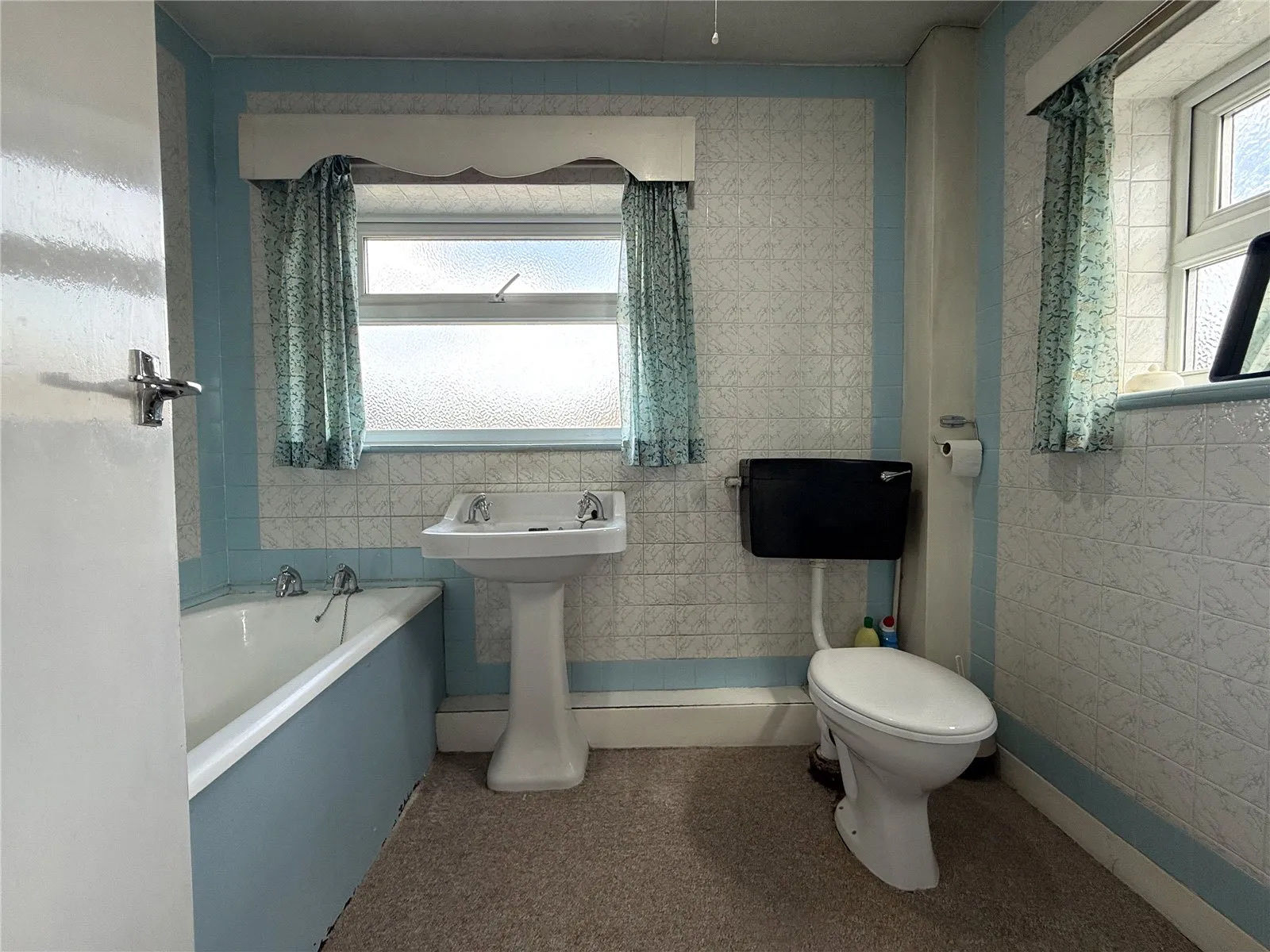 3 bed Semi-Detached