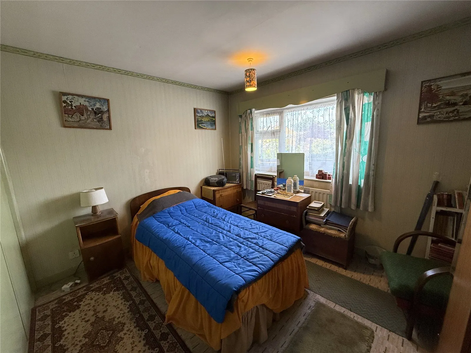 3 bed Semi-Detached