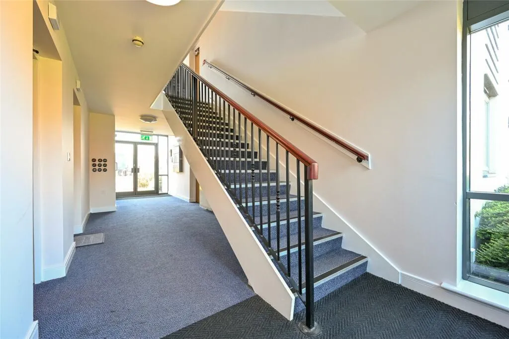 2 bed Apartment