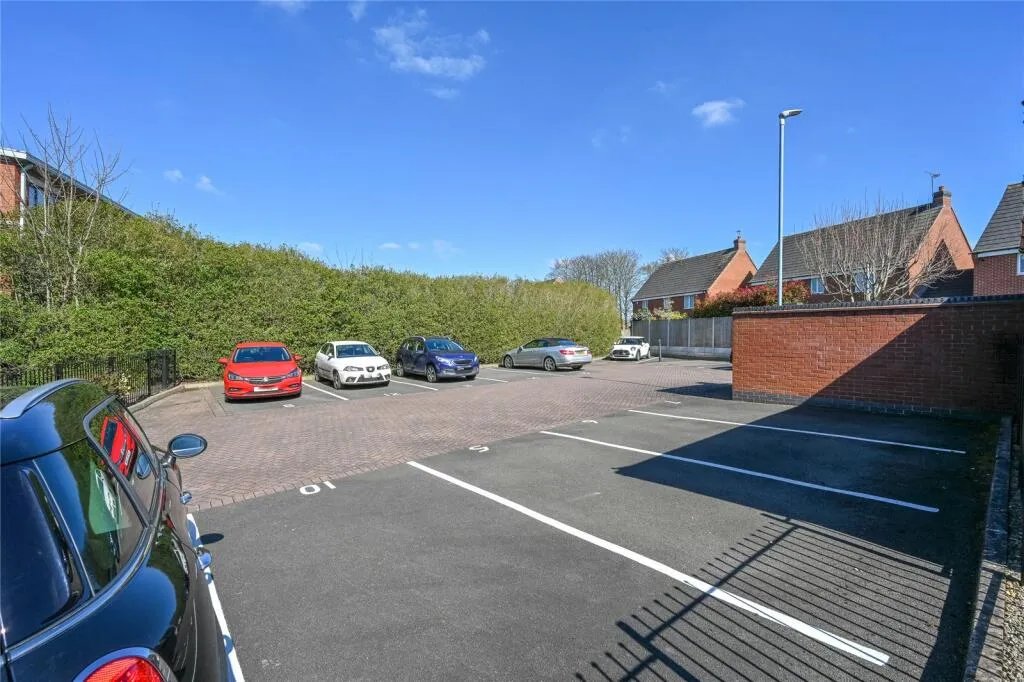 2 bed Apartment