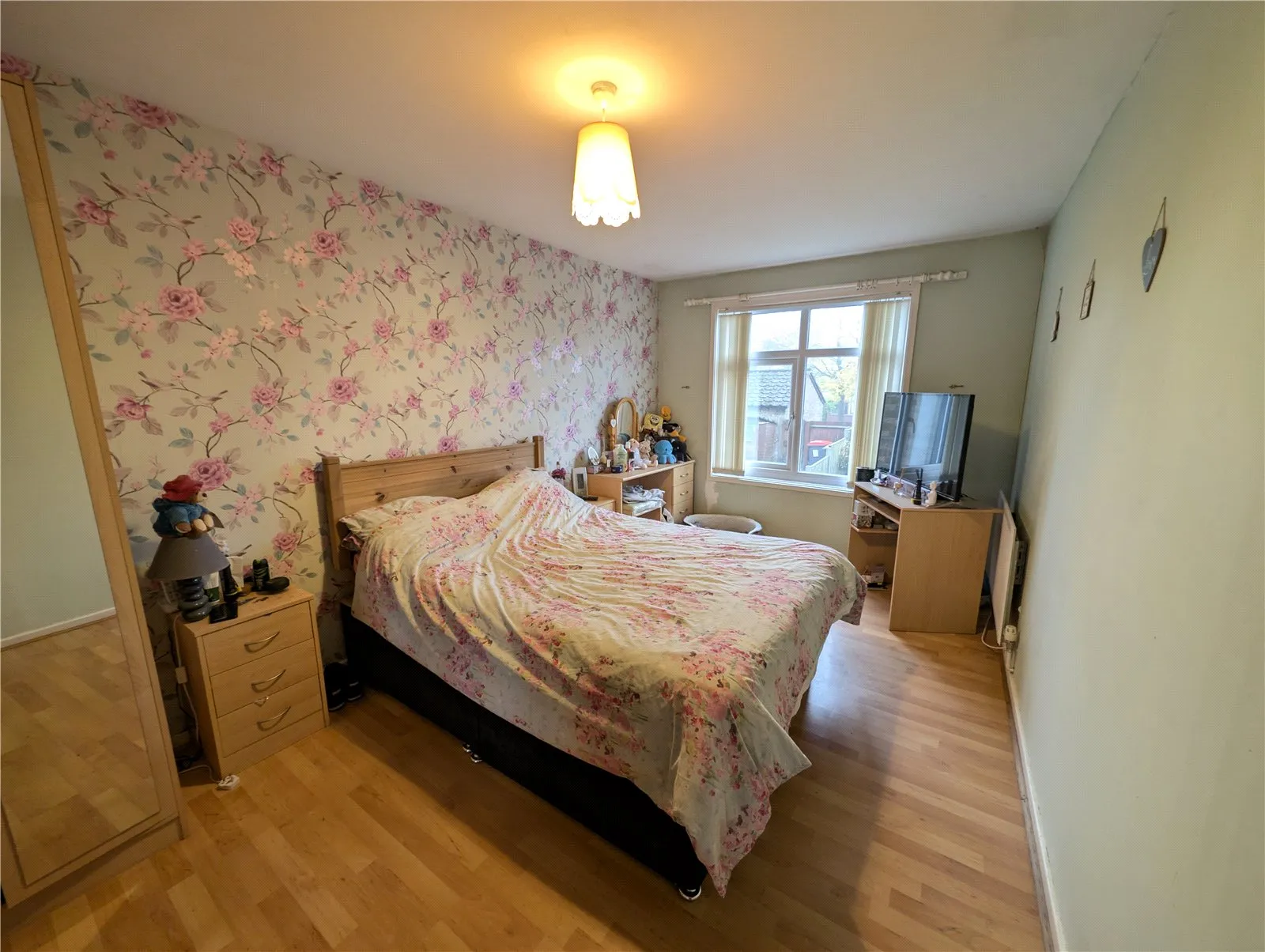 3 bed Terraced