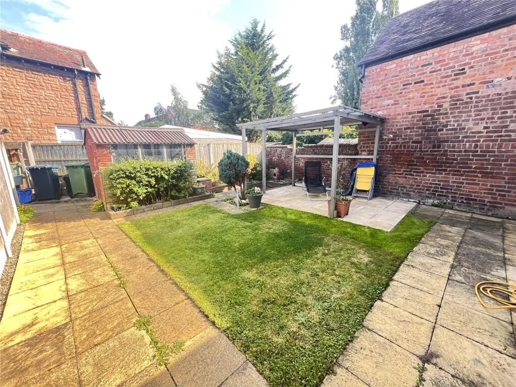 3 bed Semi-Detached
