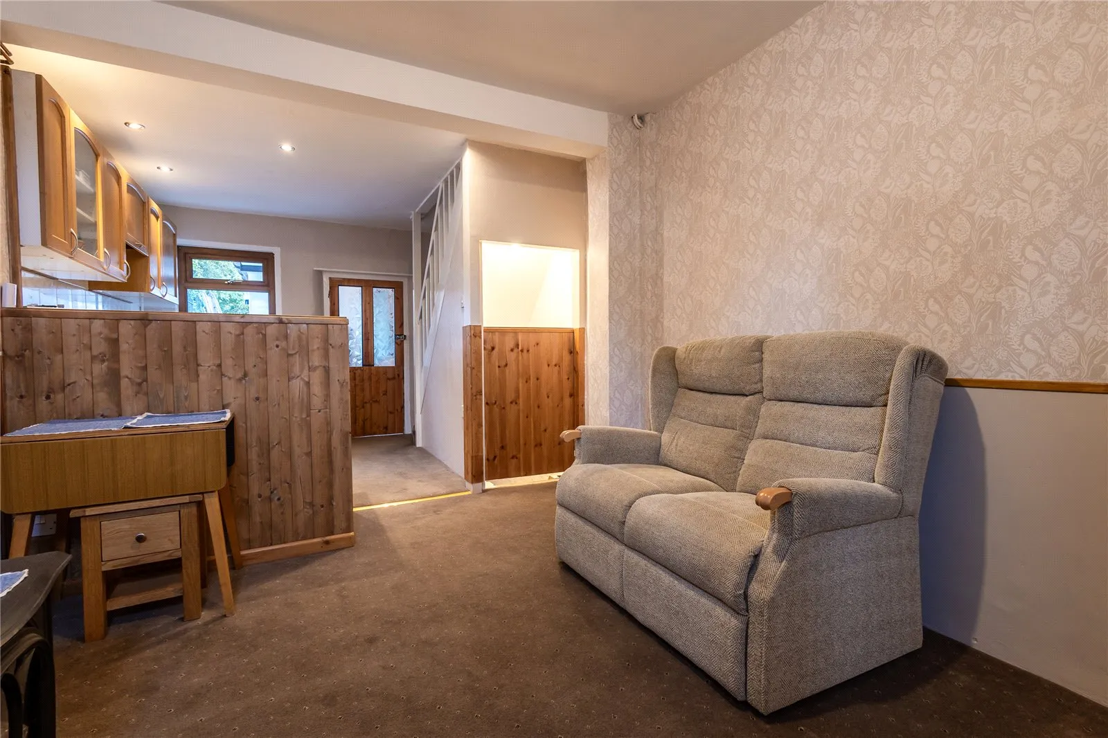 2 bed End of Terrace