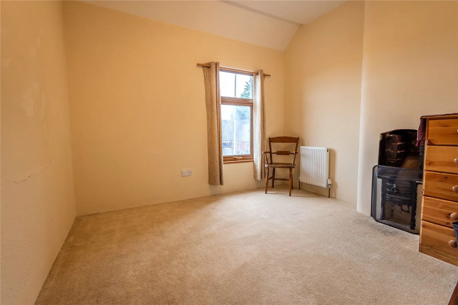 2 bed End of Terrace