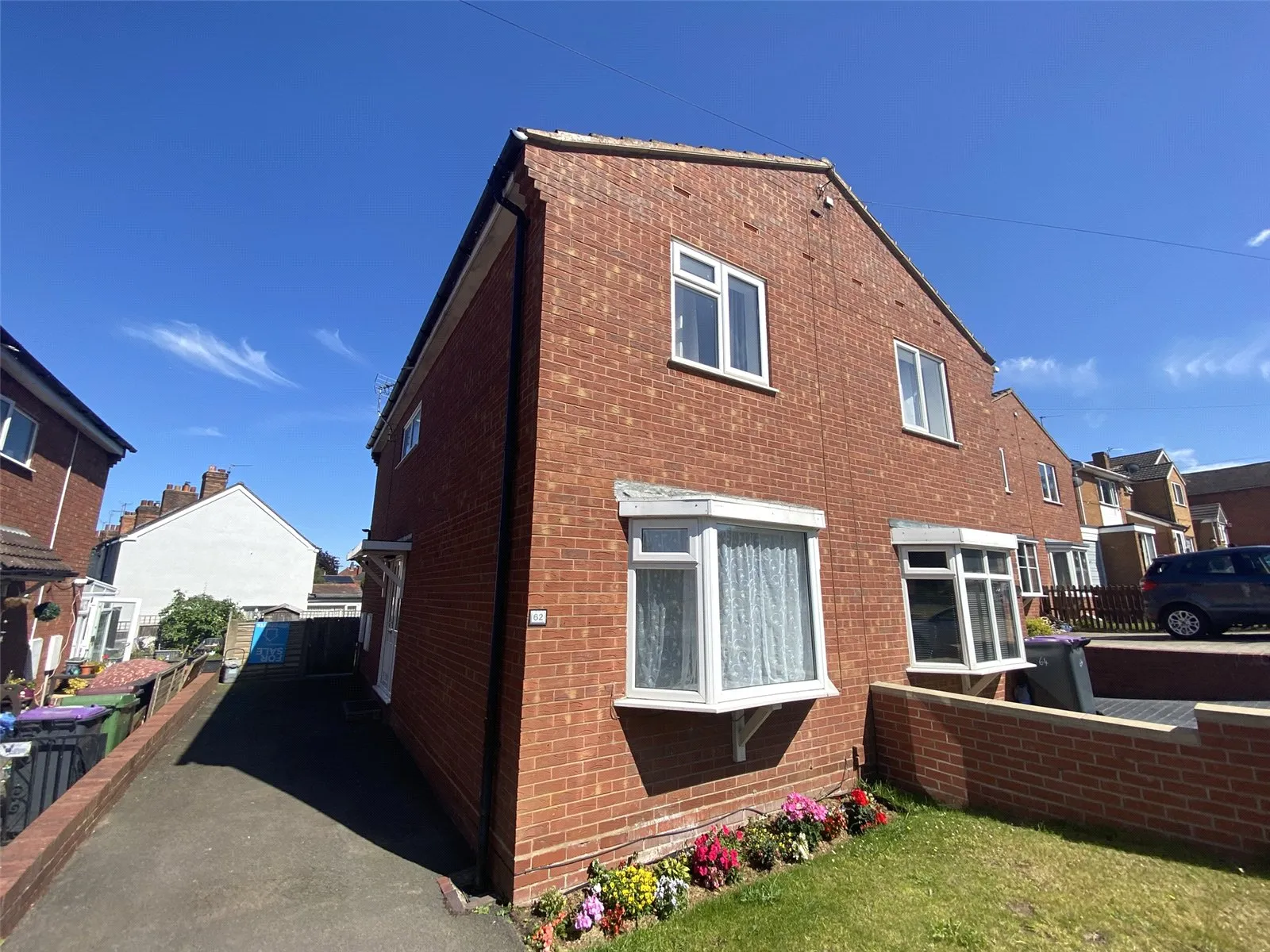 2 bed Semi-Detached