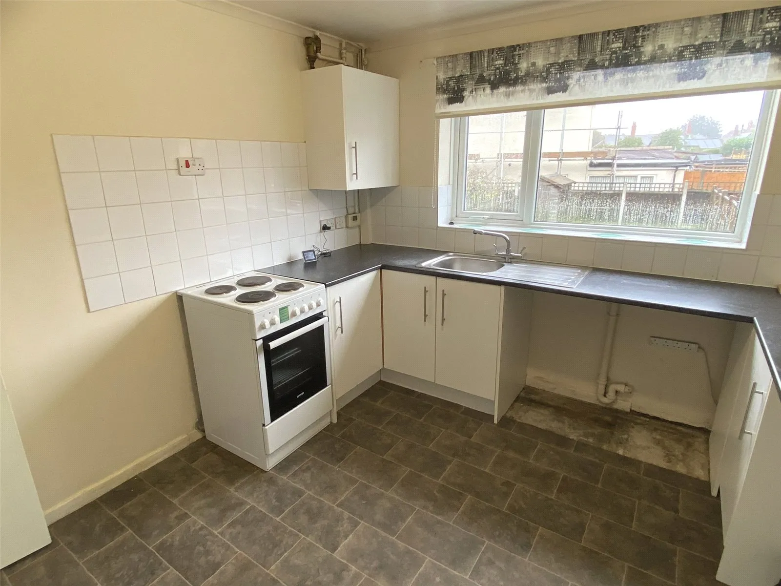 2 bed Semi-Detached
