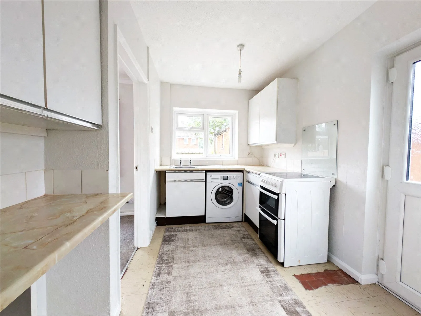 3 bed End of Terrace
