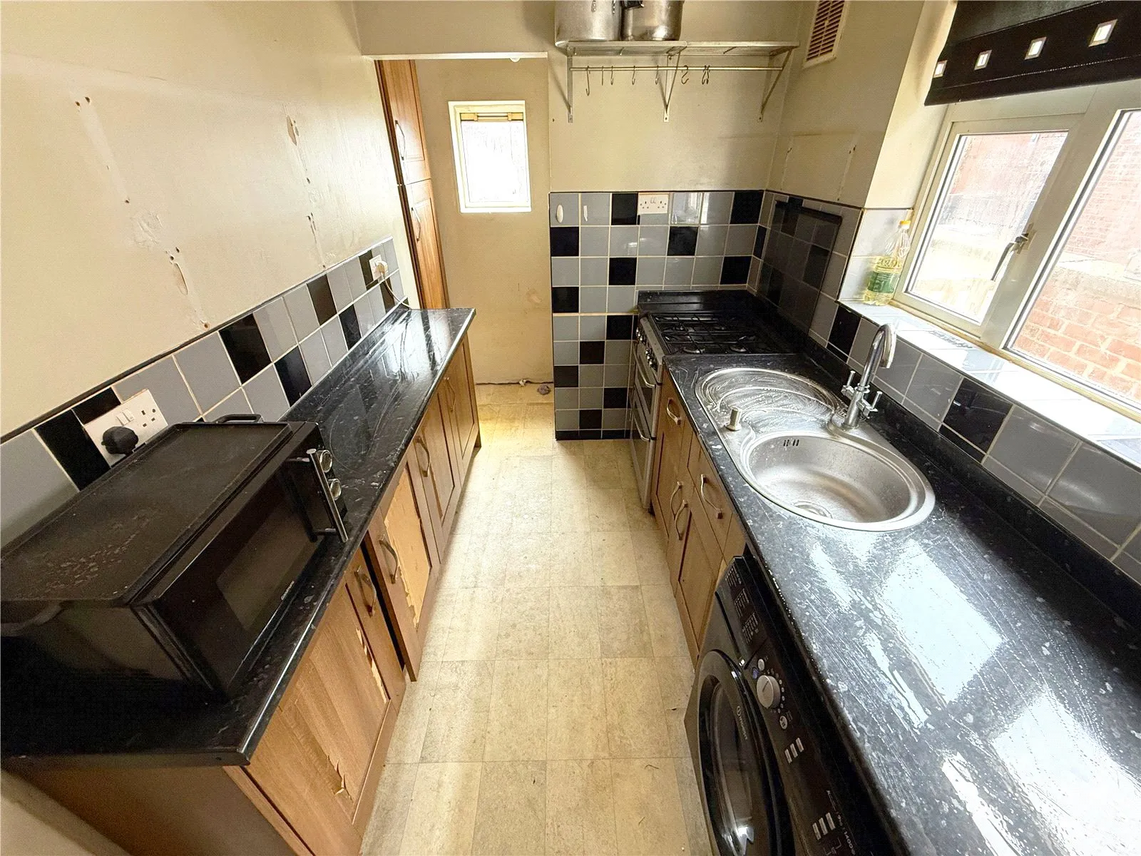2 bed Pub
