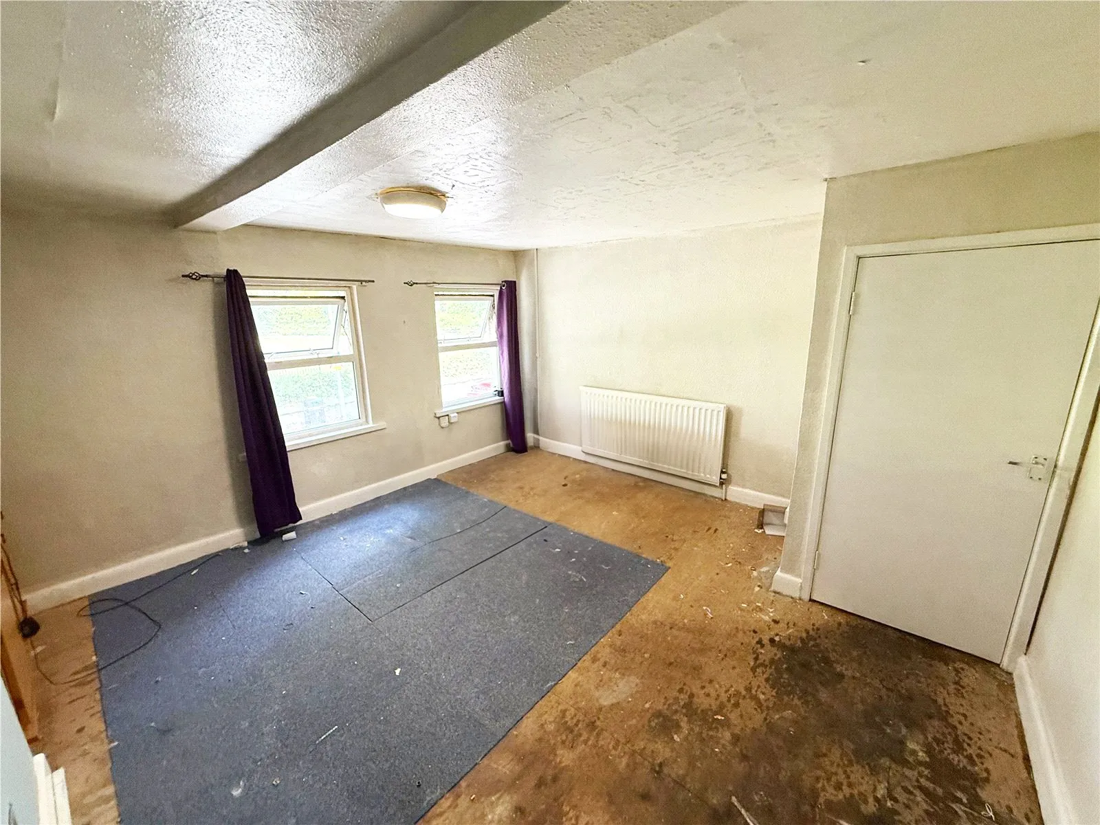 2 bed Pub