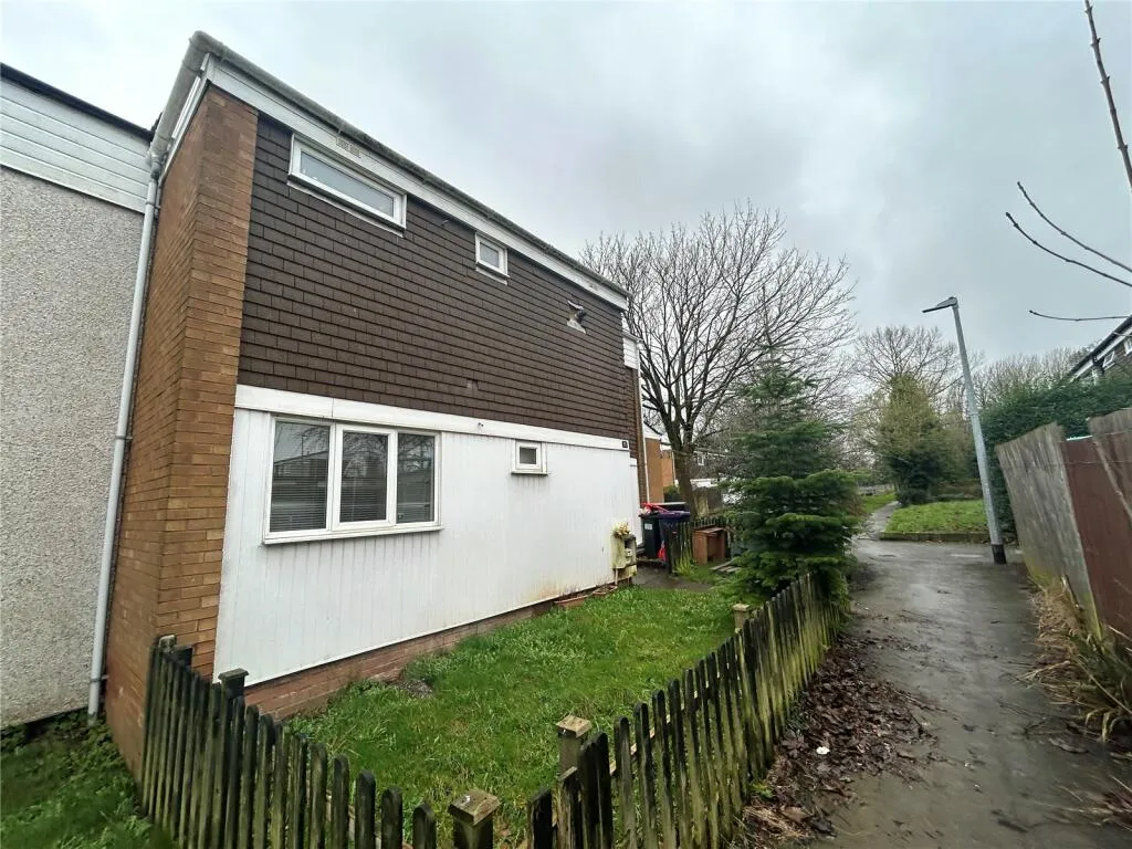 3 bed End of Terrace