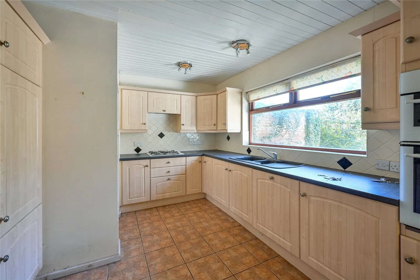 2 bed Detached Bungalow