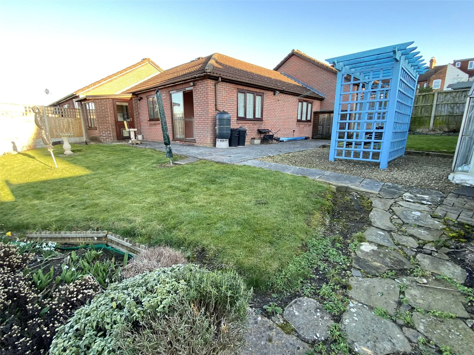 2 bed Bungalow