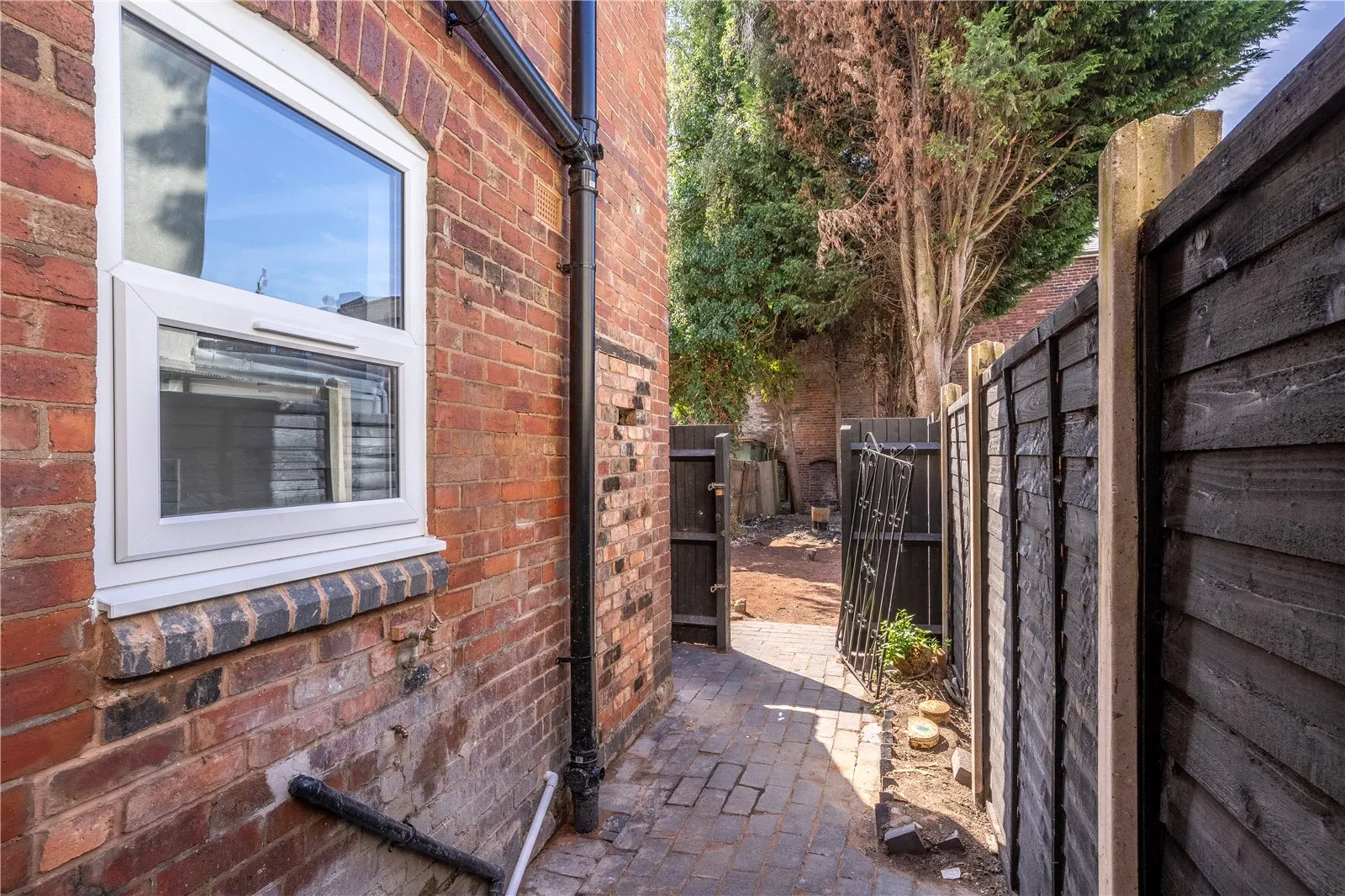 3 bed Terraced