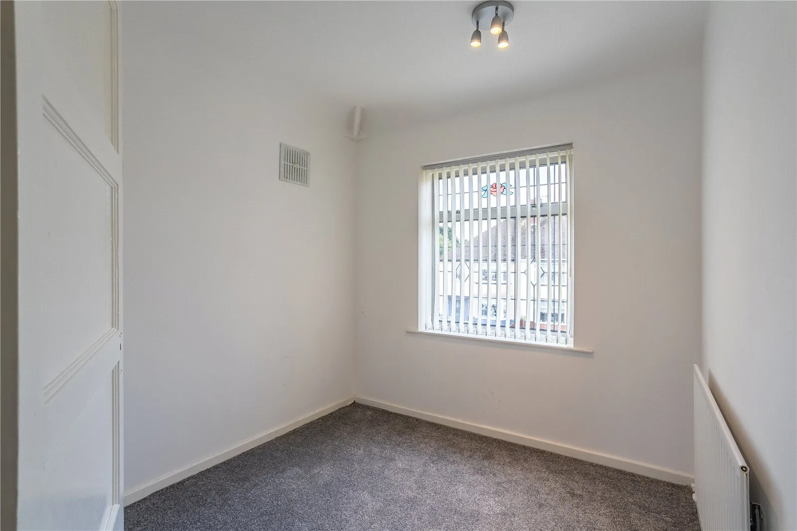 3 bed Semi-Detached