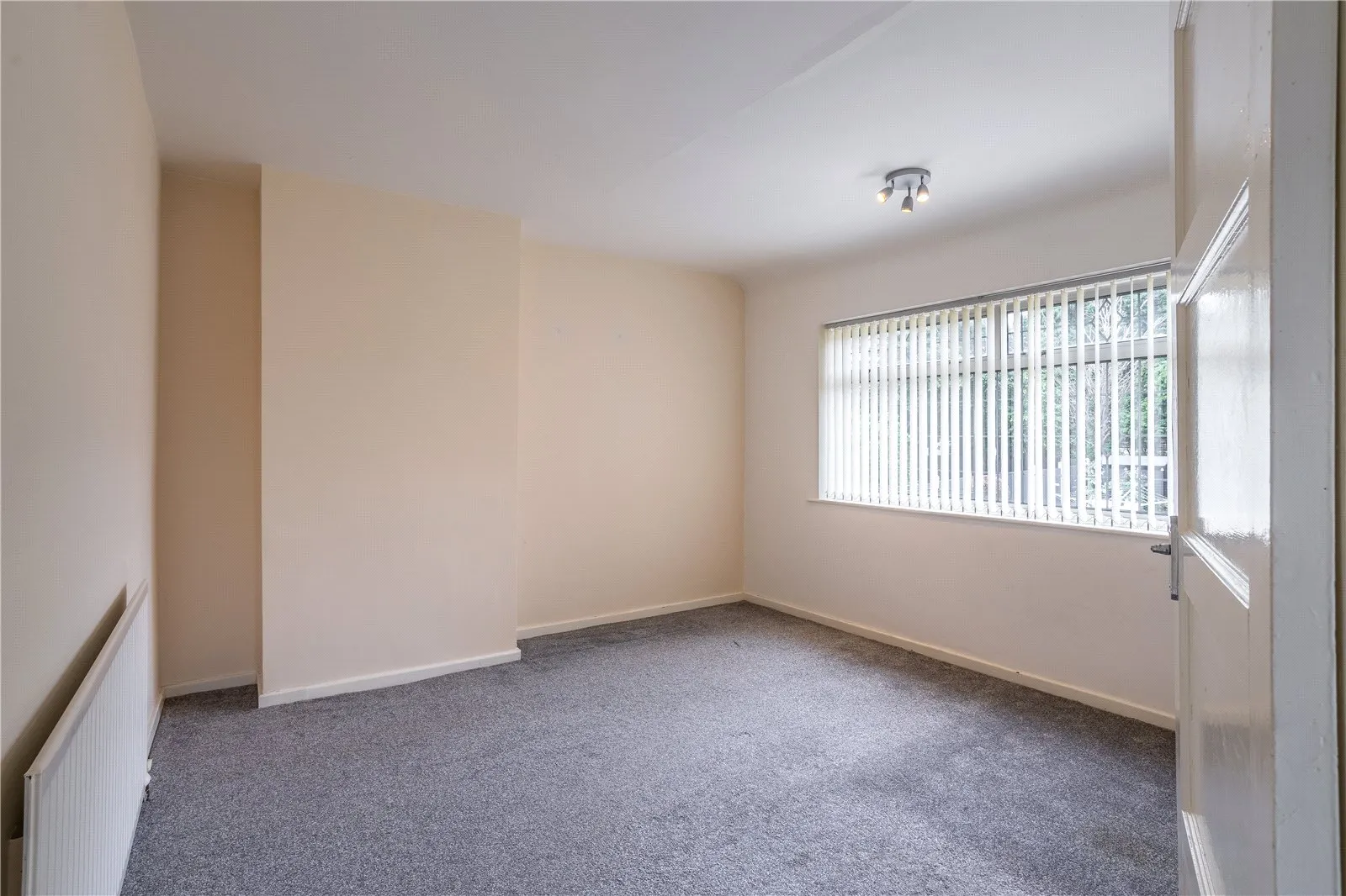 3 bed Semi-Detached